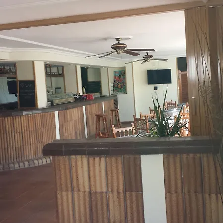 Bahia Alicante Гостевой дом *